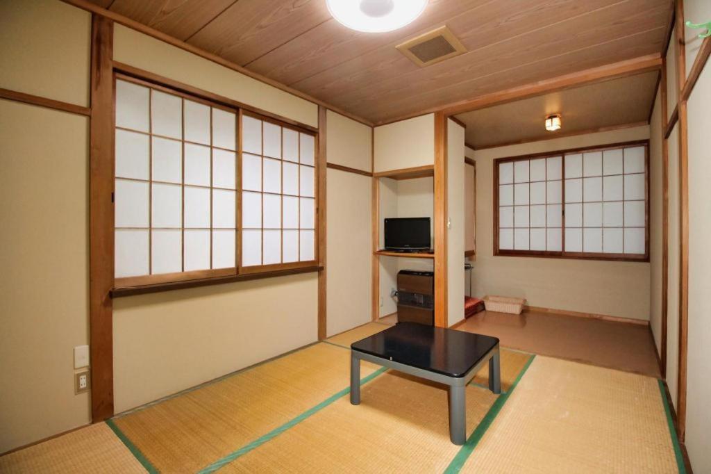 Minshuku Yoshinoya Hotel Minakami Exterior photo